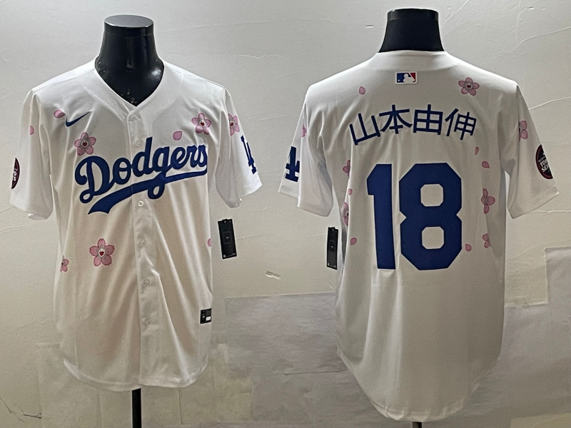 Men's Los Angeles Dodgers Yoshinobu Yamamoto #18 White Alternate Replica Player Jersey1
